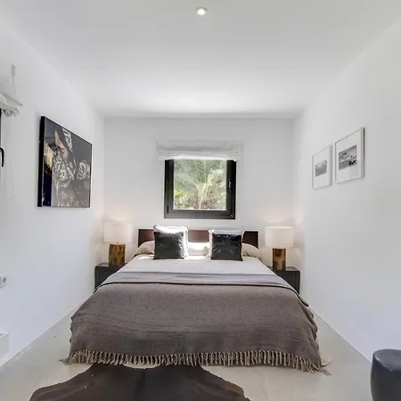Es Vedre: Beachside Ibiza Retreat With Sea Views *